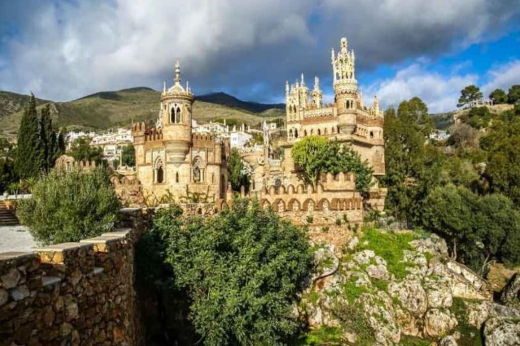 Apartamento-estudio Benalsun Pueblo Evita Benalmadena Bagian luar foto