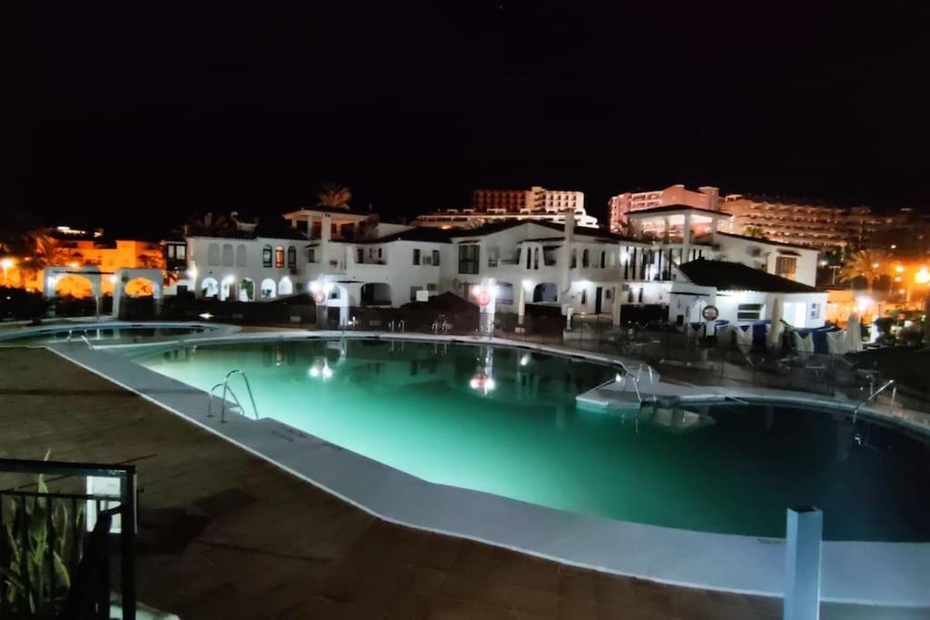 Apartamento-estudio Benalsun Pueblo Evita Benalmadena Bagian luar foto
