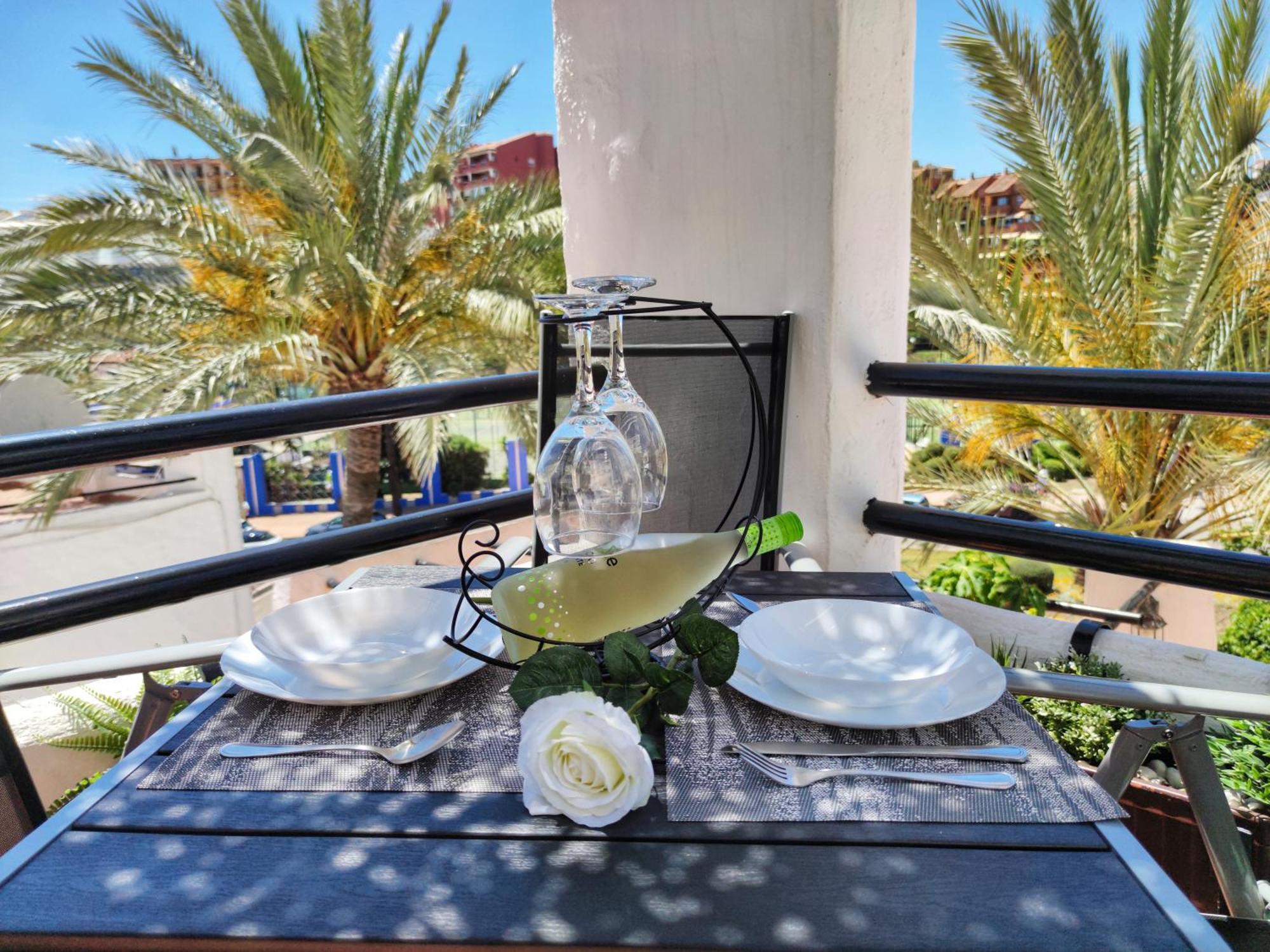 Apartamento-estudio Benalsun Pueblo Evita Benalmadena Bagian luar foto