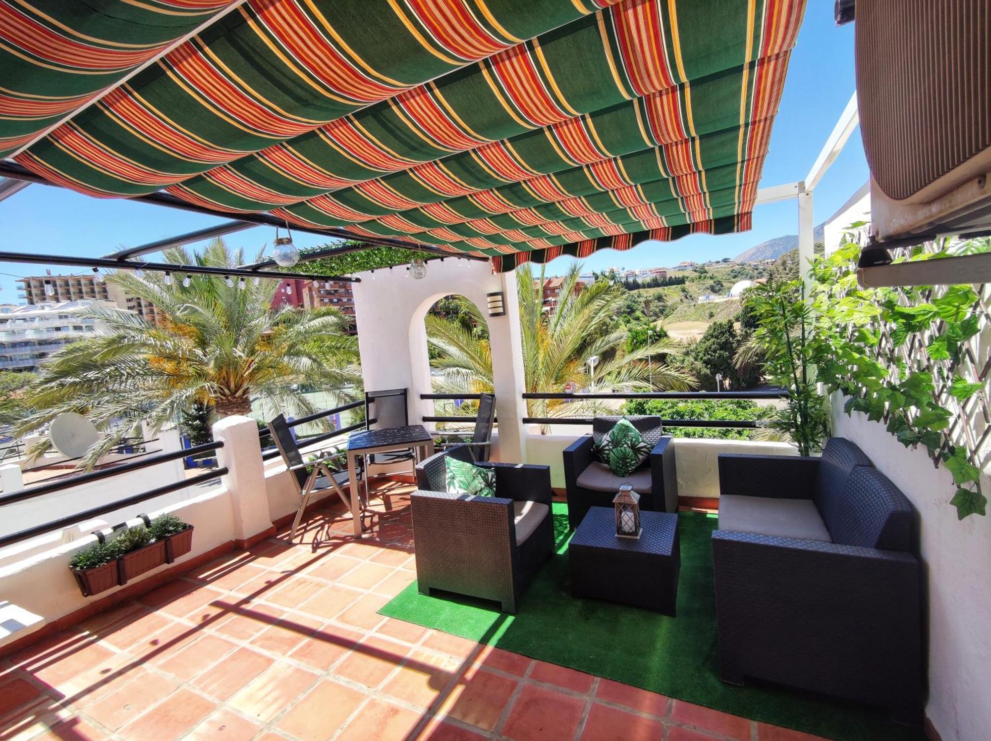 Apartamento-estudio Benalsun Pueblo Evita Benalmadena Bagian luar foto