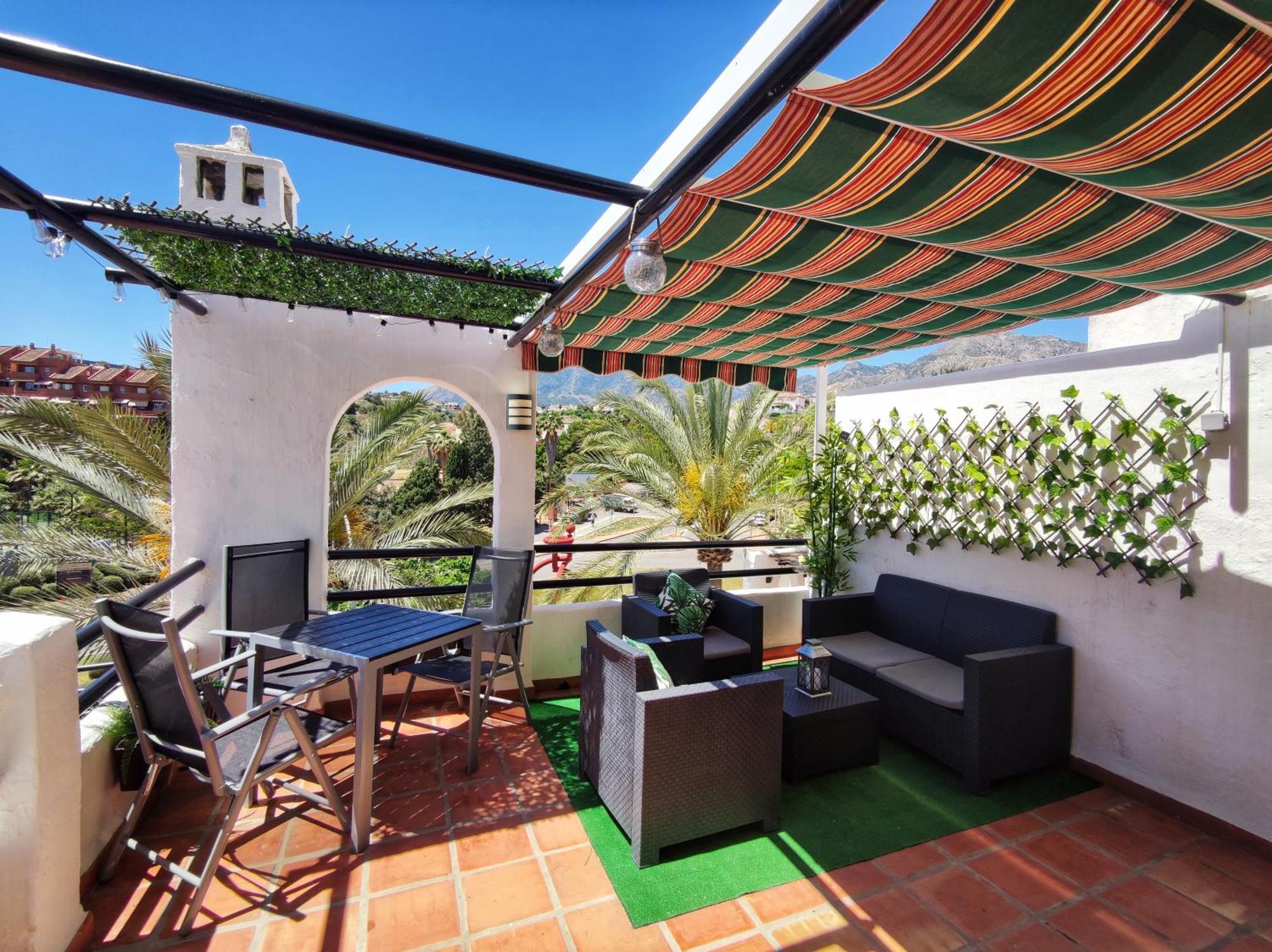 Apartamento-estudio Benalsun Pueblo Evita Benalmadena Bagian luar foto